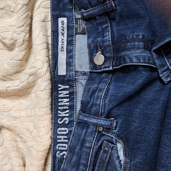 👖 DKNY SOHO SKINNY JEANS SZ 6 - Picture 2 of 8